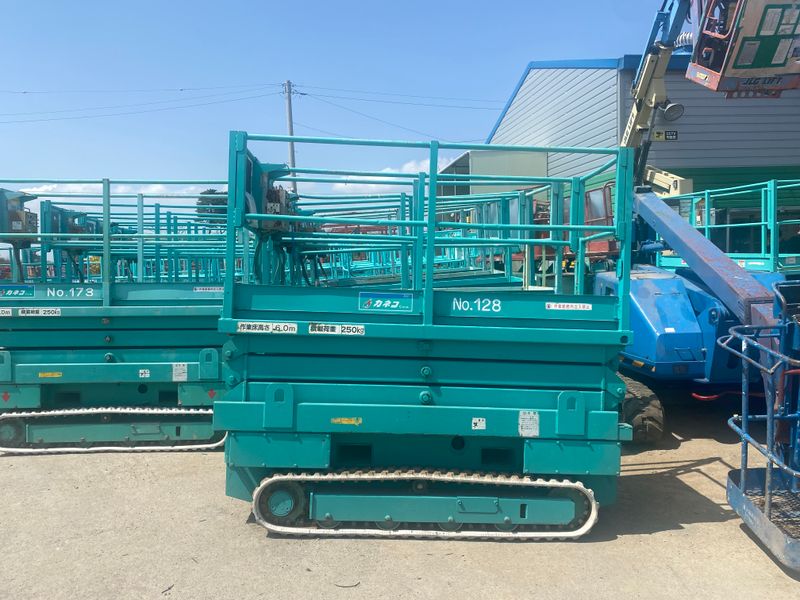 제우스렌탈 정용민님의 장터 판매 상품 [궤도고소장비 ENCL06] 첨부 사진