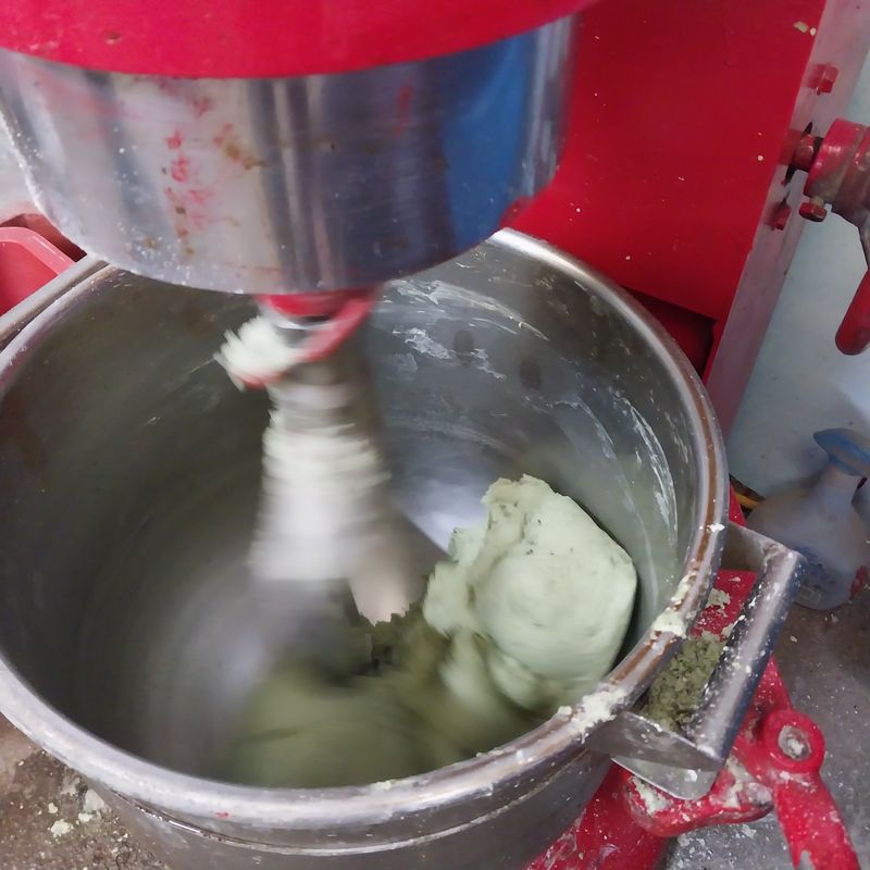 장터 상품 [쑥 개떡 반죽 2키로 포장입니다] 썸네일