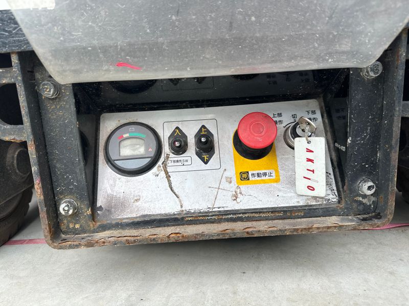 제우스렌탈 정용민님의 장터 판매 상품 [초소형 사이즈 고소작업대 SV04B ( 일반현장에서 쓰는 바퀴장비!!! - 6월초 수령가능)] 첨부 사진