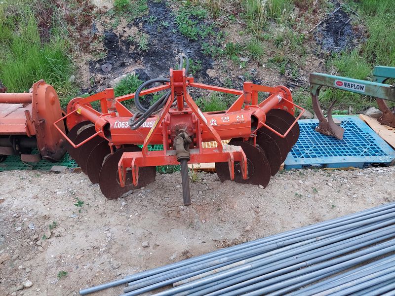 장터 상품 [트렉터 작업기 승용관리기 등등 정리해유] 썸네일