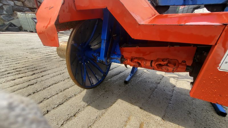 철이님의 장터 판매 상품 [성부 논두렁 조성기 [판매완료]] 첨부 사진