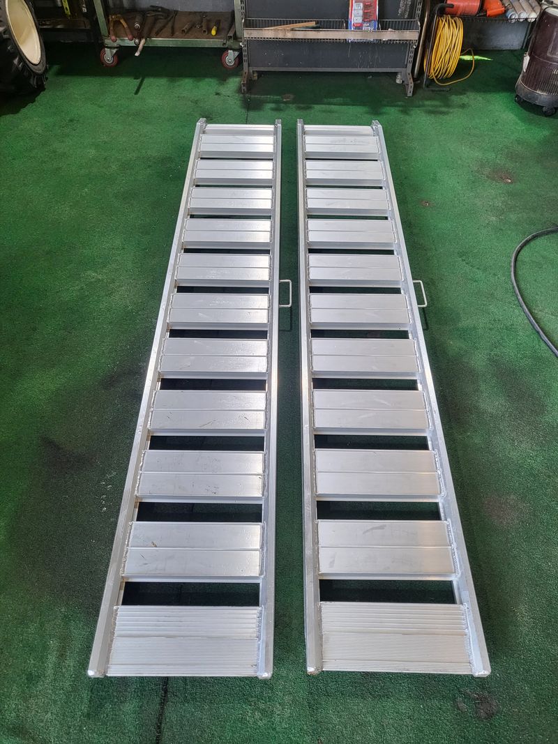 박현수님의 장터 판매 상품 [농업용 알루미늄 사다리 판매합니다 ] 첨부 사진