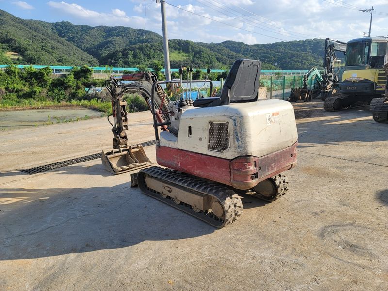 중고굴삭기 김동윤님의 장터 판매 상품 [농장용 미니굴삭기 자코007 수동집게장착] 첨부 사진