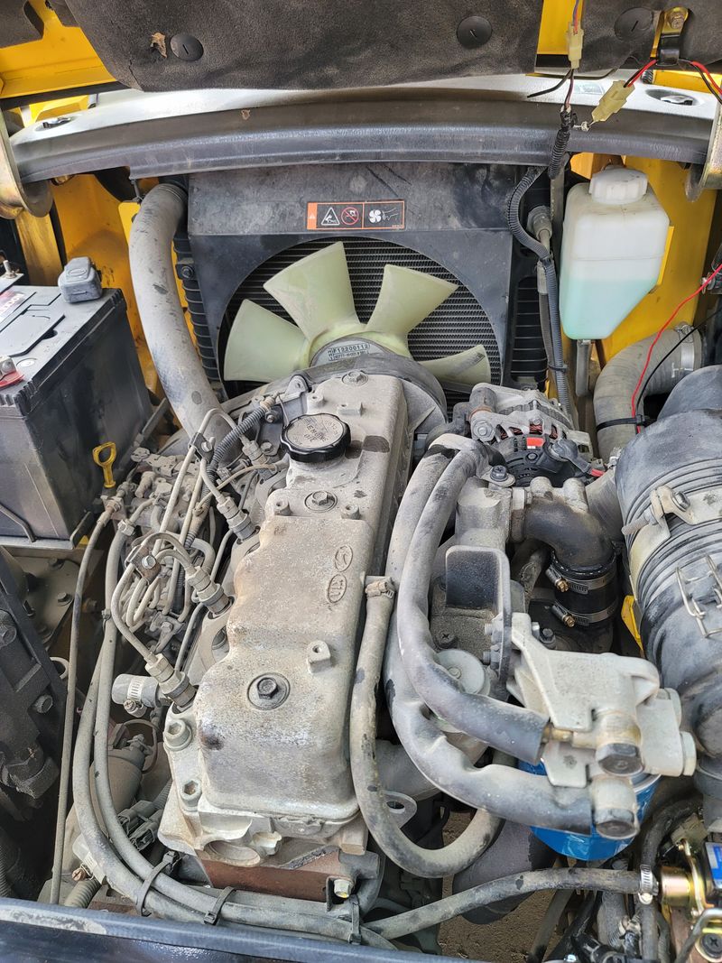 박진성님의 장터 판매 상품 [<판매완료> 3톤 3단 지게차 더블타이어] 첨부 사진