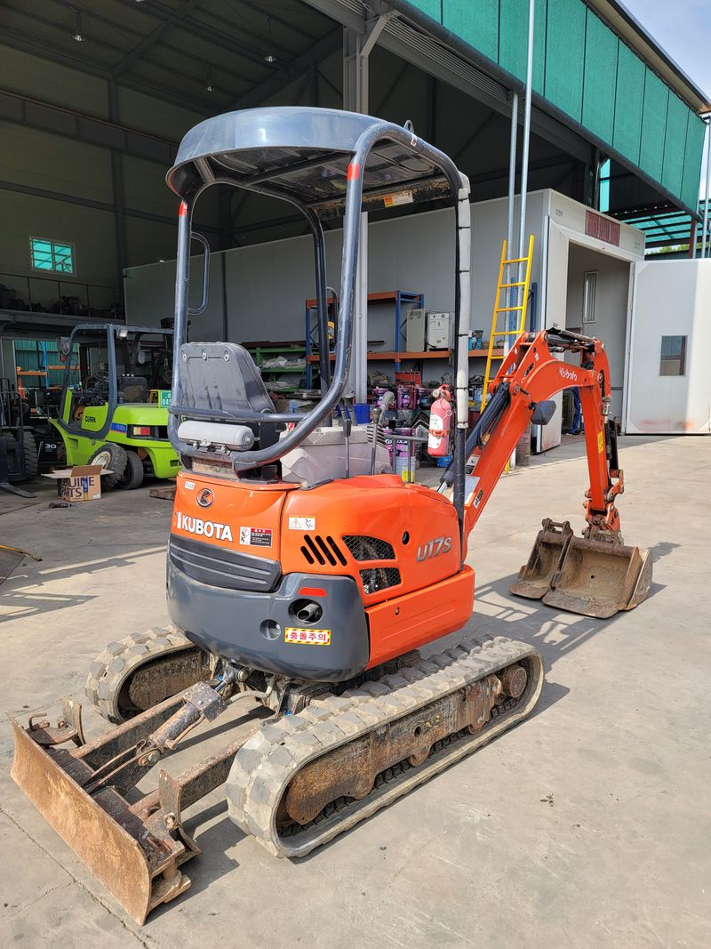 박진성님의 장터 판매 상품 [<판매완료> 구보다 017 굴삭기 18년식] 첨부 사진