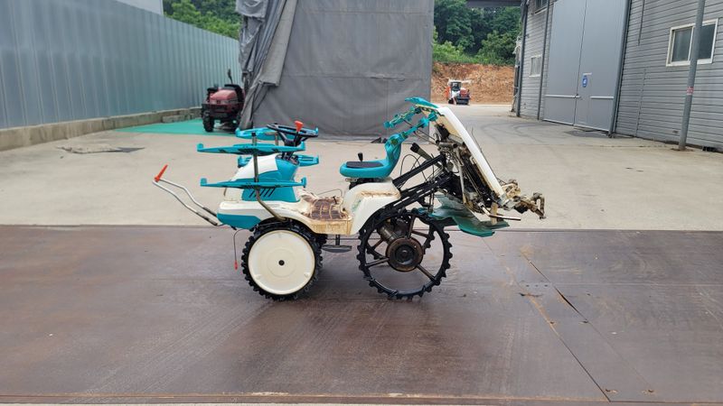 김환성님의 장터 판매 상품 [이앙기 구보다 4조식] 첨부 사진