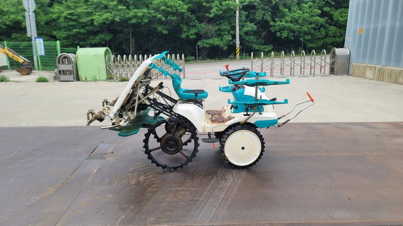 김환성님의 장터 판매 상품 [이앙기 구보다 4조식] 첨부 사진