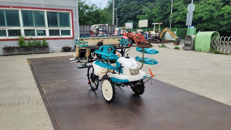 김환성님의 장터 판매 상품 [이앙기 구보다 4조식] 첨부 사진