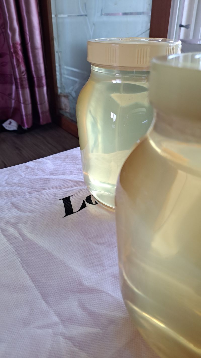 손동원님의 장터 판매 상품 [아카시아 꿀 2.4kg] 첨부 사진