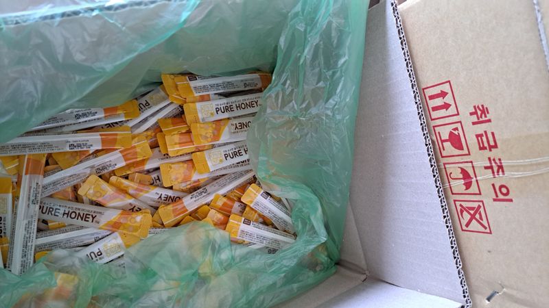 손동원님의 장터 판매 상품 [아카시아꿀 스틱 15g×50개] 첨부 사진