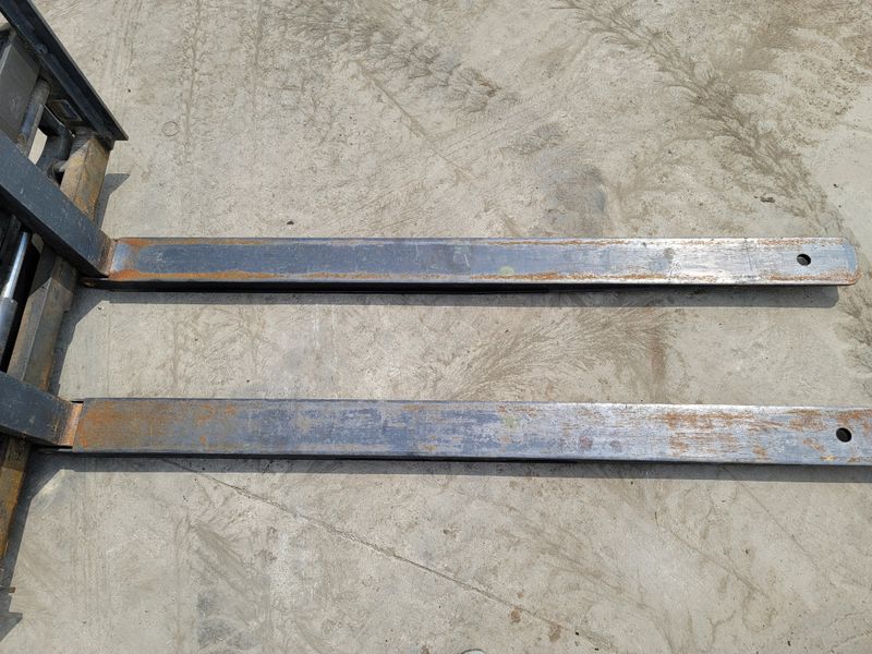 박진성님의 장터 판매 상품 [2.5톤 자동발 지게차 2013년] 첨부 사진