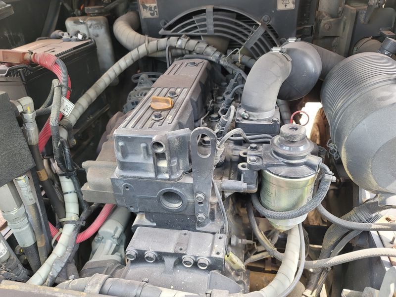 박진성님의 장터 판매 상품 [2.5톤 자동발 지게차 2013년] 첨부 사진