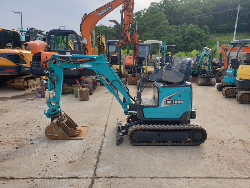 중고굴삭기 김동윤님의 장터 판매 상품 [농장용 중고미니굴삭기 코벨코SK10 옆레버] 첨부 사진