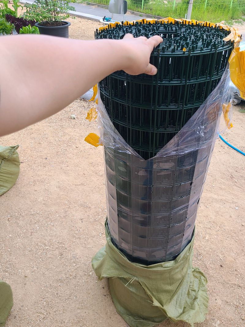 다이쏘(권자영)님의 장터 판매 상품 [단단한 울타리망 30M 롤] 첨부 사진