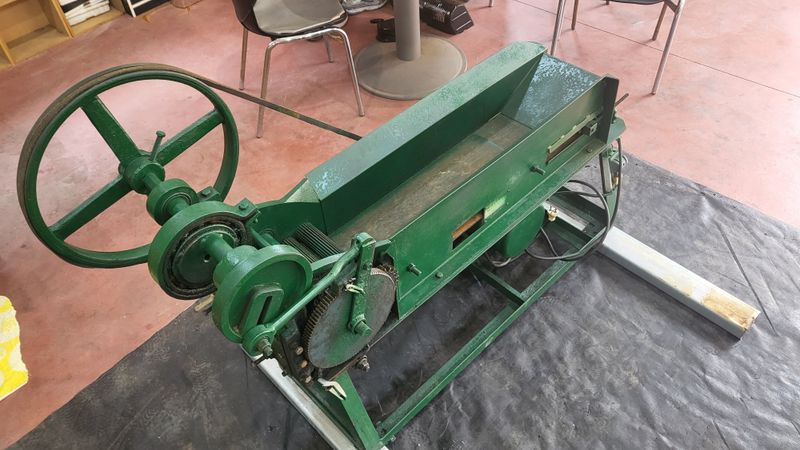 철이님의 장터 판매 상품 [대형 약초 직각 절단기] 첨부 사진