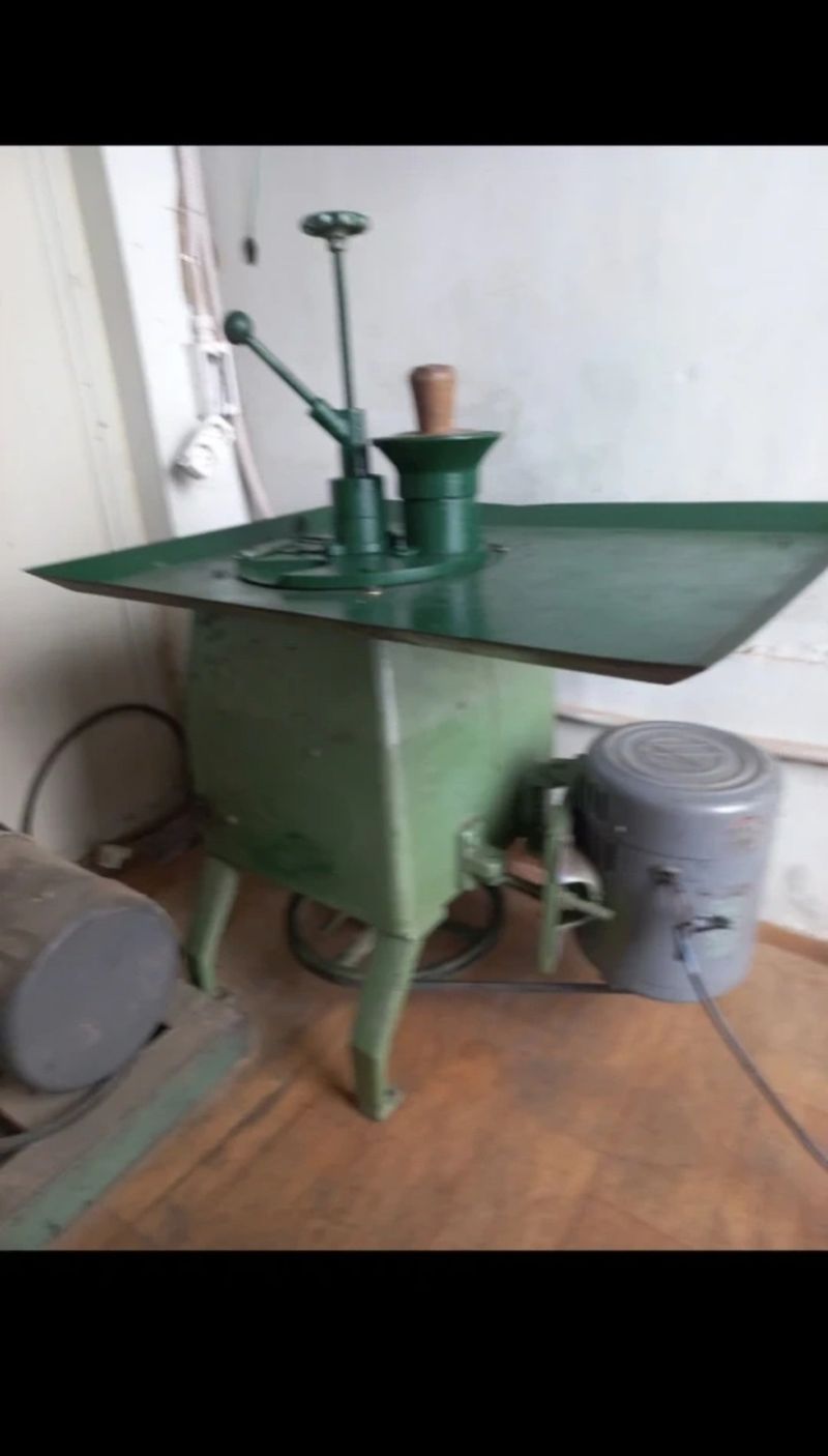 철이님의 장터 판매 상품 [원형 약초절단기 ( 판 매 완 료 )] 첨부 사진