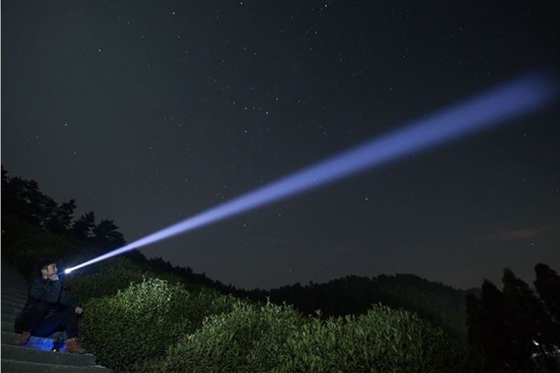 전순덕.동신유통님의 장터 판매 상품 [몬스터 괴물 줌 방수랜턴] 첨부 사진