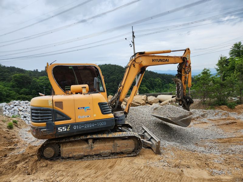 오이20125님의 장터 판매 상품 [현대02굴삭기] 첨부 사진