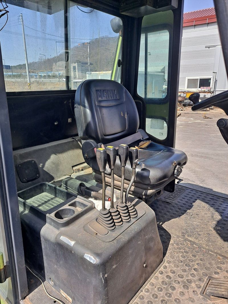 이재창님의 장터 판매 상품 [클라크 지게차 7톤] 첨부 사진