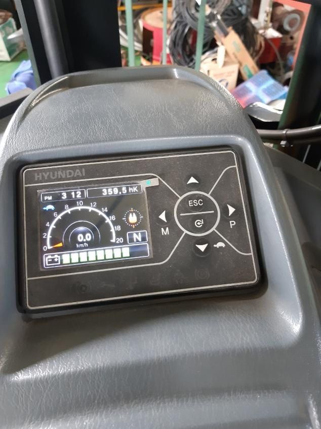 이재창님의 장터 판매 상품 [두삿 2.5톤 지게차] 첨부 사진