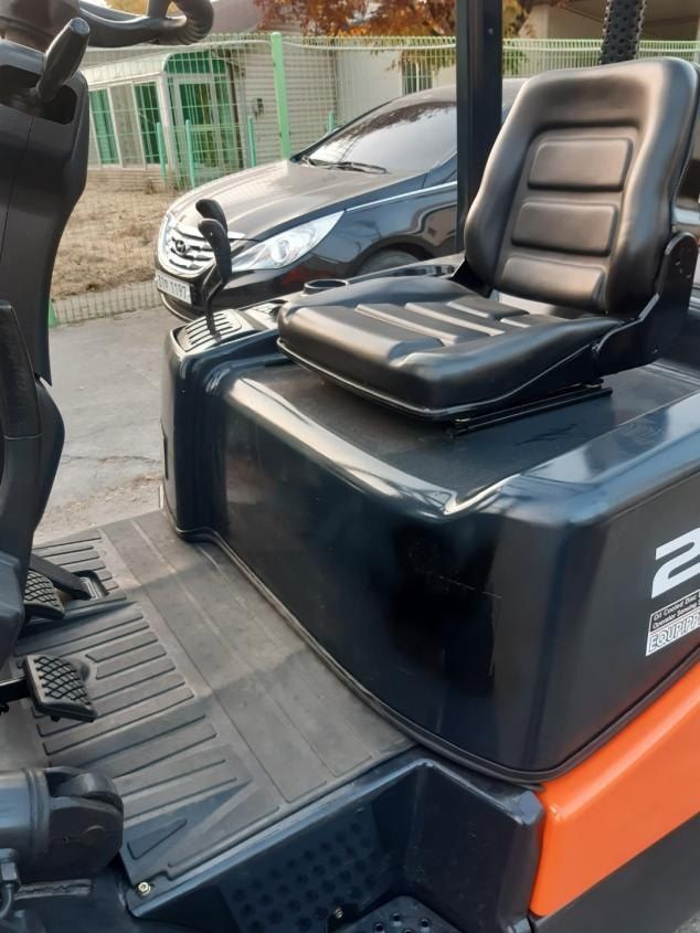 이재창님의 장터 판매 상품 [두삿 2.5톤 지게차] 첨부 사진