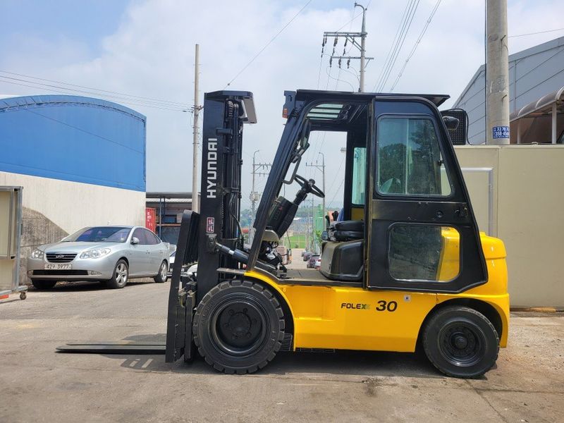 한효진님의 장터 판매 상품 [현대 3톤 3단 디젤지게차 자동발지게차] 첨부 사진