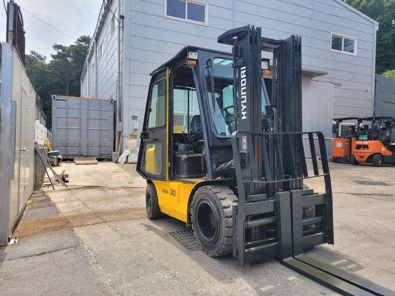 한효진님의 장터 판매 상품 [현대 3톤 3단 디젤지게차 자동발지게차] 첨부 사진