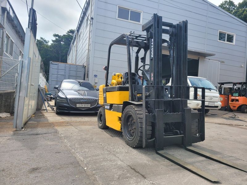 한효진님의 장터 판매 상품 [두산 3톤 디젤지게차 습식브레이크] 첨부 사진