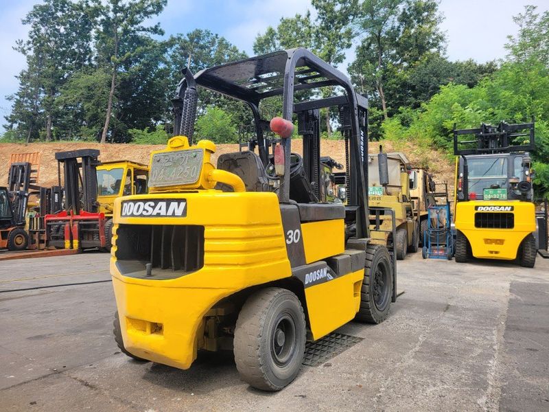 한효진님의 장터 판매 상품 [두산 3톤 디젤지게차 습식브레이크] 첨부 사진