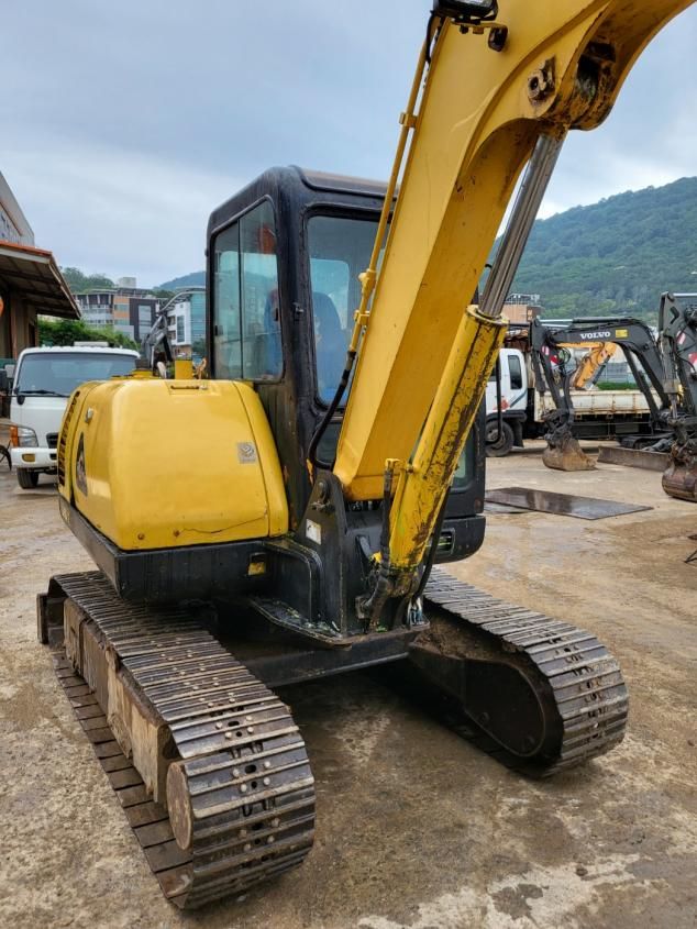 중고굴삭기 김동윤님의 장터 판매 상품 [무넘버02중고굴삭기 2003년식 현대R555 MVP] 첨부 사진