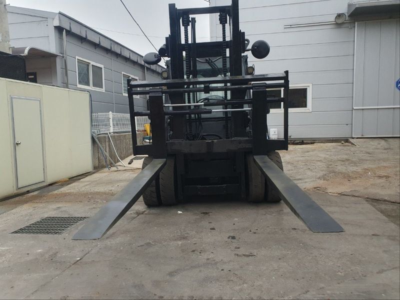 한효진님의 장터 판매 상품 [중고지게차 클라크 7톤 디젤지게차 풀옵션] 첨부 사진