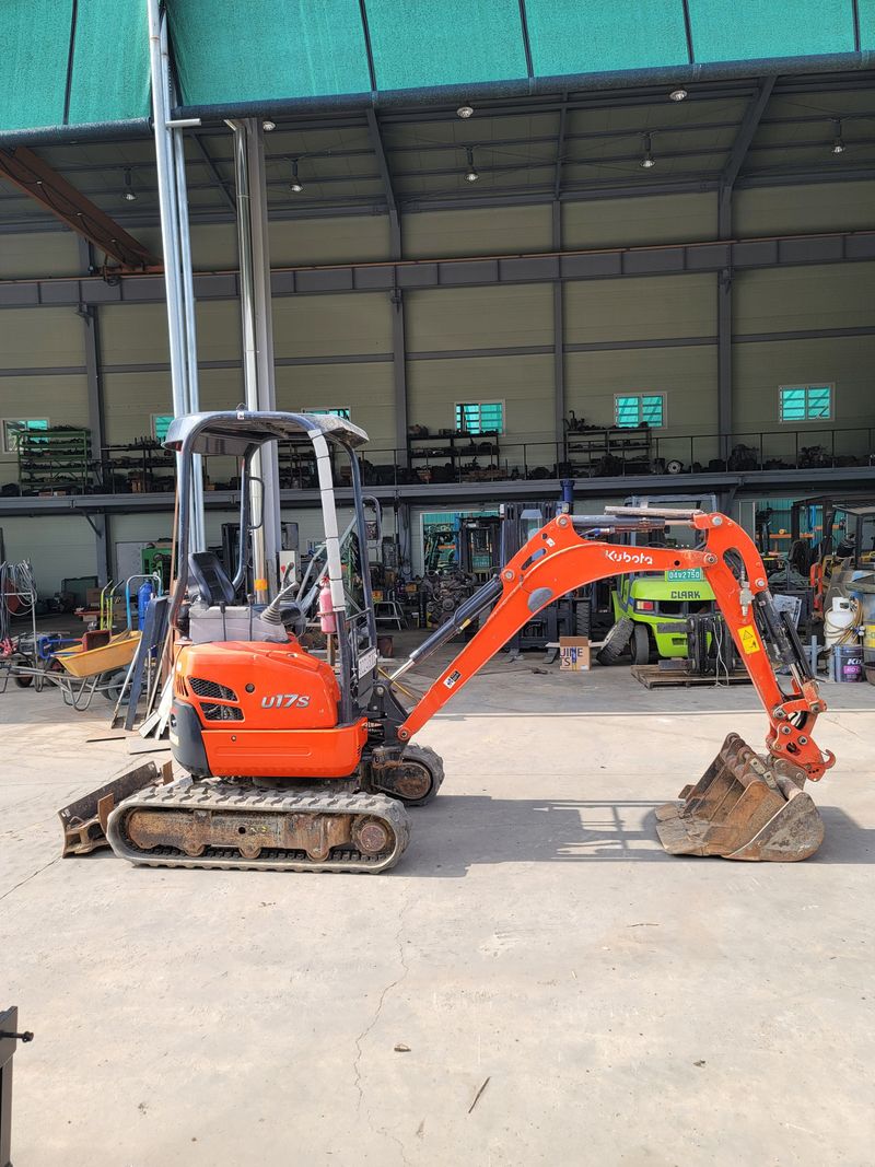 박진성님의 장터 판매 상품 [<판매완료> 구보다 017 미니굴삭기 2018년] 첨부 사진