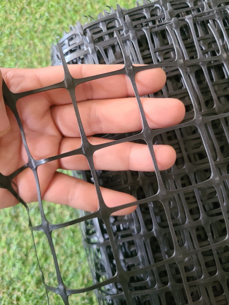 다이쏘(권자영)님의 장터 판매 상품 [[팜모닝한정수량특가]ㄷ 실속형 플라스틱 얇은 닭장망 거위망 가축망 높이1M x 길이 50M] 첨부 사진