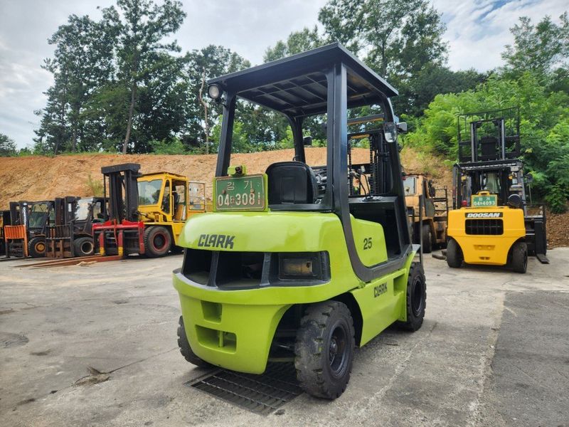 한효진님의 장터 판매 상품 [클라크 2.5톤 디젤지게차] 첨부 사진