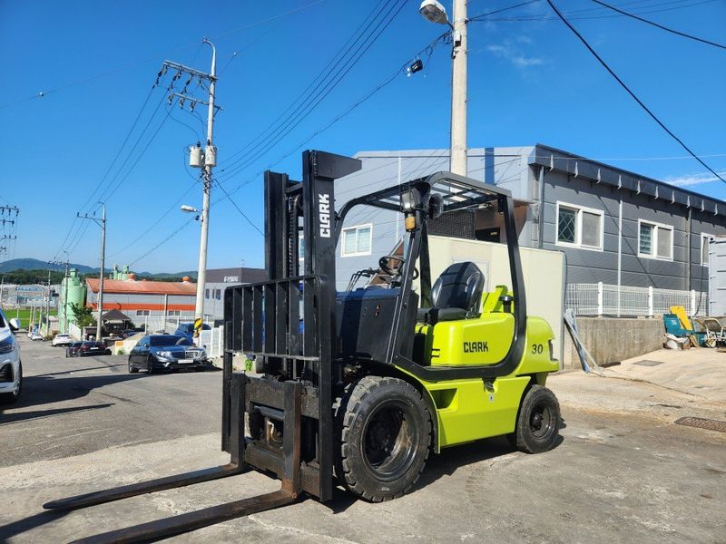 한효진님의 장터 판매 상품 [클라크 3톤 디젤지게차/ 싸이드쉬프트] 첨부 사진