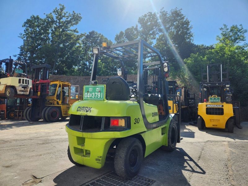 한효진님의 장터 판매 상품 [클라크 3톤 디젤지게차/ 싸이드쉬프트] 첨부 사진