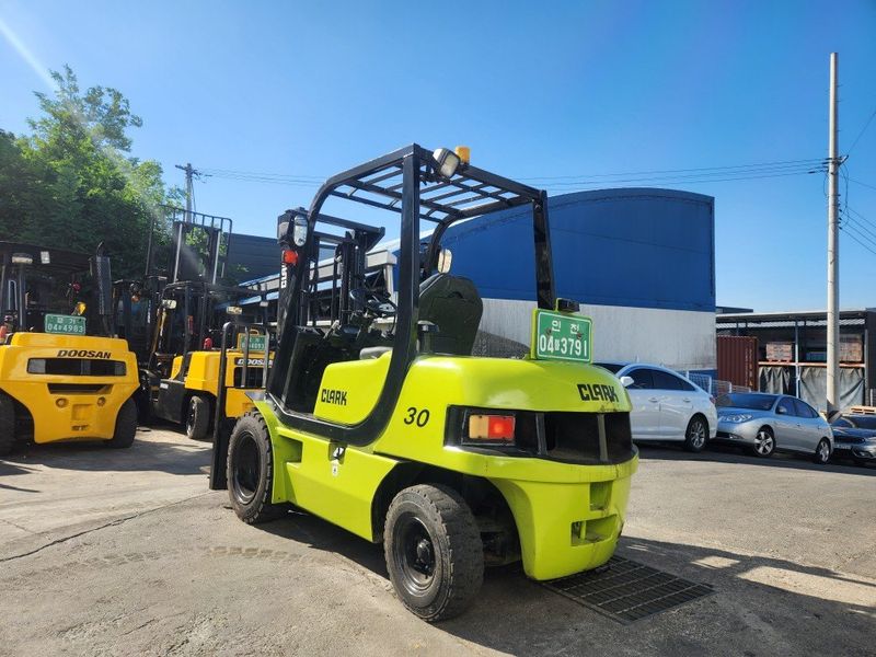 한효진님의 장터 판매 상품 [클라크 3톤 디젤지게차/ 싸이드쉬프트] 첨부 사진