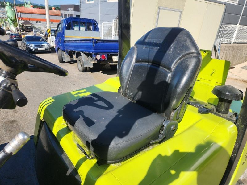 한효진님의 장터 판매 상품 [클라크 3톤 디젤지게차/ 싸이드쉬프트] 첨부 사진